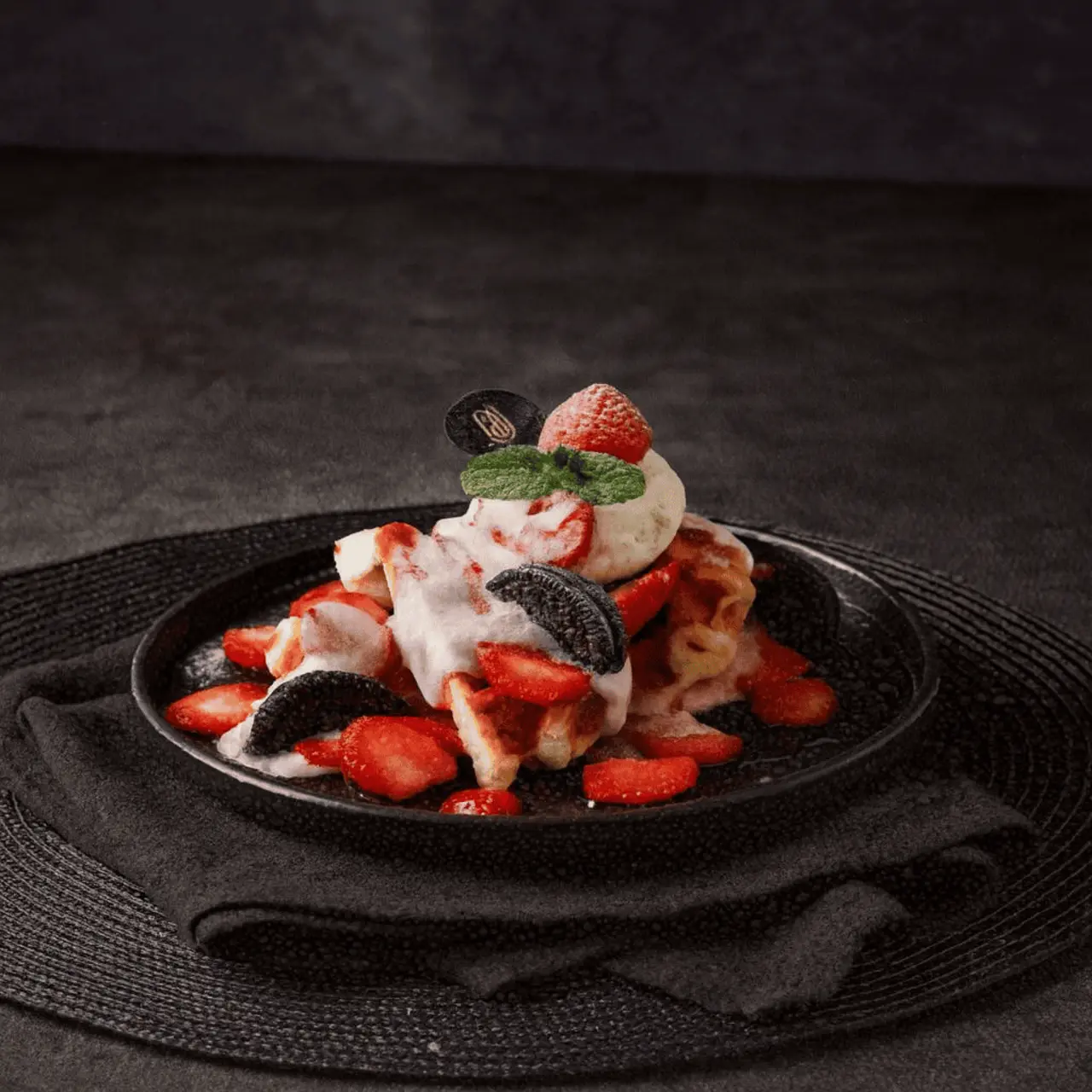 漠憩MATCH｜草莓OREO鬆餅